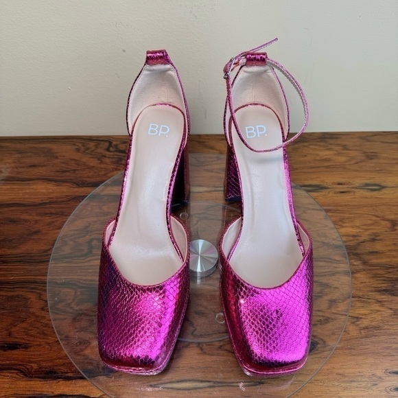 BP. Be Proud Pride Gender Inclusive Fynn Ankle Strap Platform Pump - Picture 6 of 14